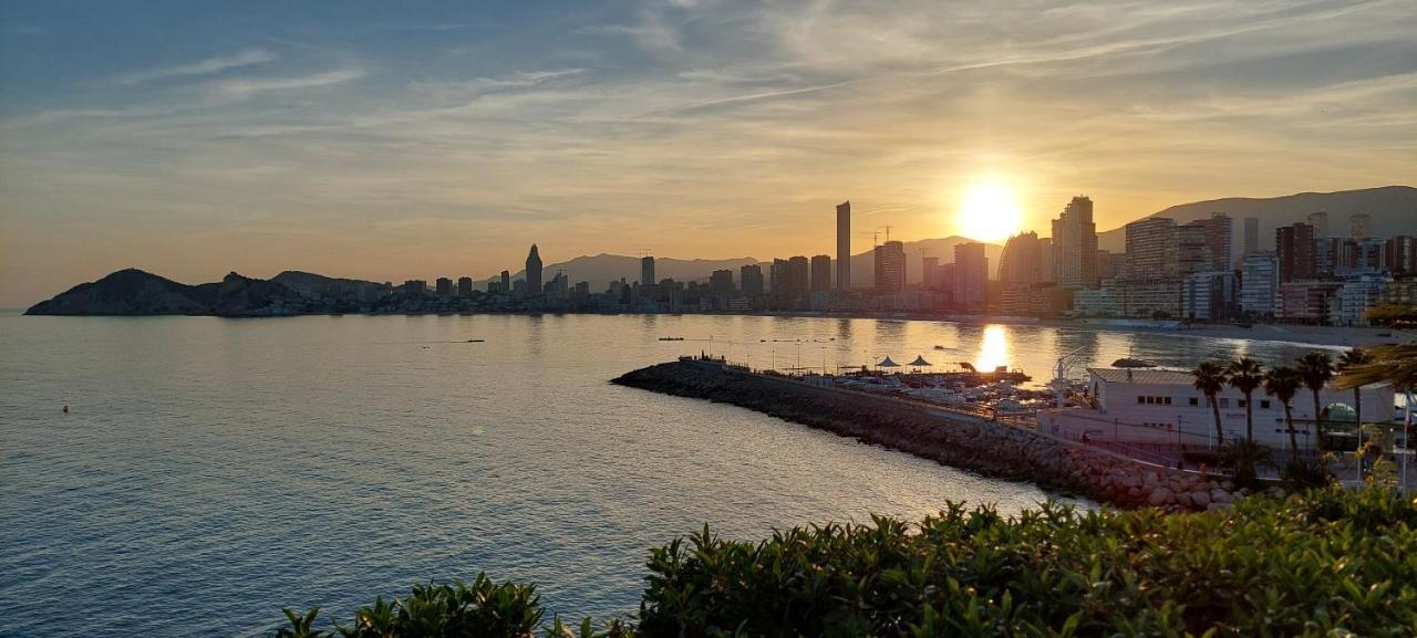 Best View - Welcome Penthouse Apartamentos Karola Benidorm Kültér fotó